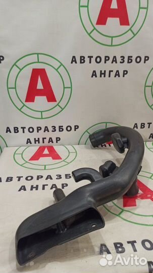 Воздухозаборник Nissan Qashqai J10 HR16DE 2009