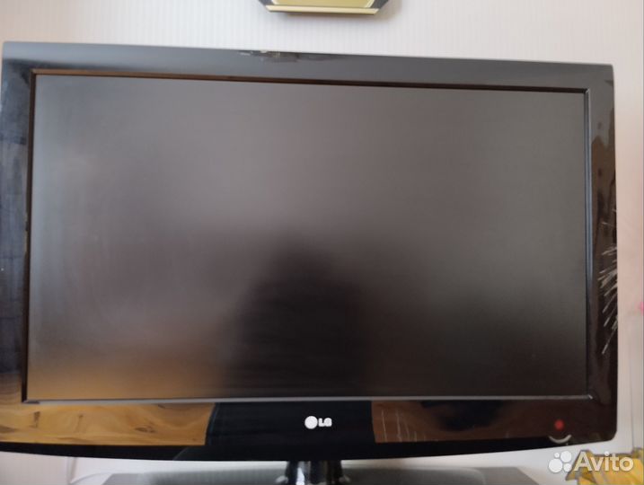 Телевизор Lg 37 дюймов в отличном состоянии