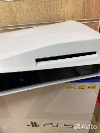 Игровая приставка - PlayStation 5