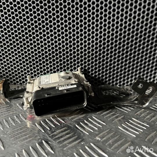 Блок управления двигателем Hyundai Solaris 1