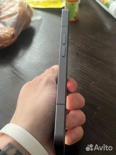 Nothing Phone 1, 8/256 ГБ