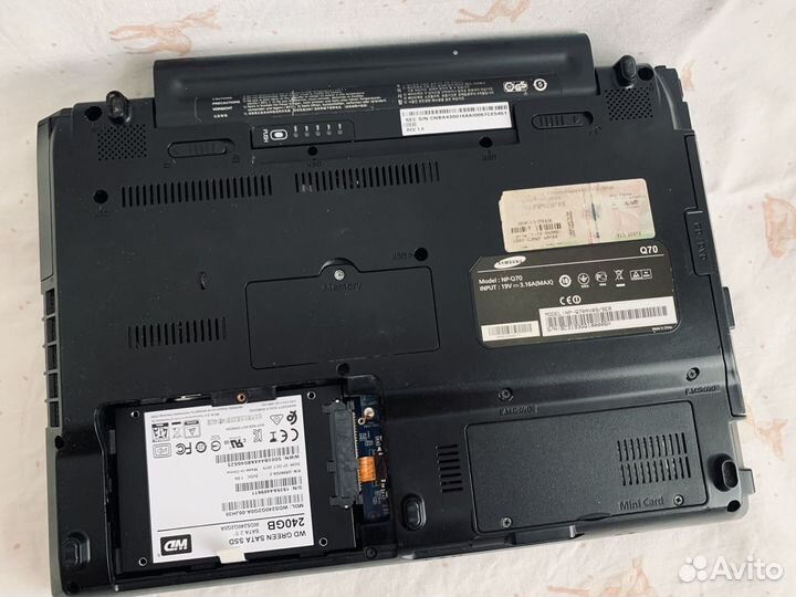Ноутбук Samsung Q70
