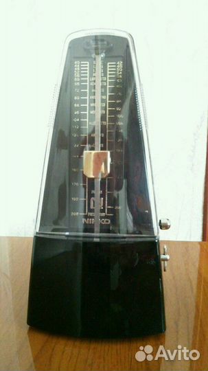 Метроном механический