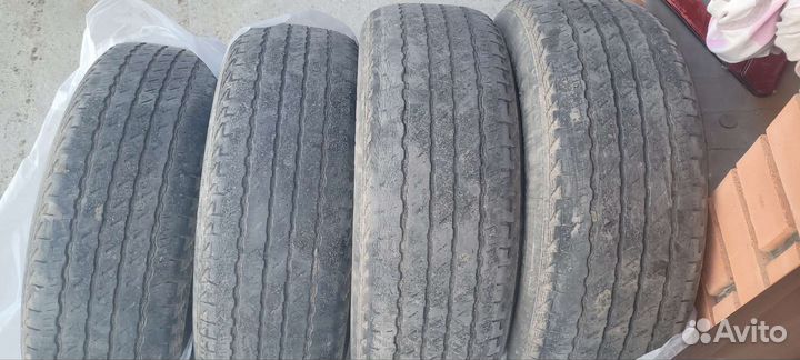 Roadstone Roadian H/T SUV 235/65 R17