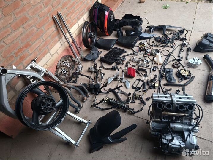 Yamaha FZR 600 Genesis 93-99 Разбор Запчасти