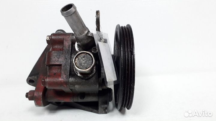 Насос гидроусилителя Toyota Chaser (X100) 09/1996