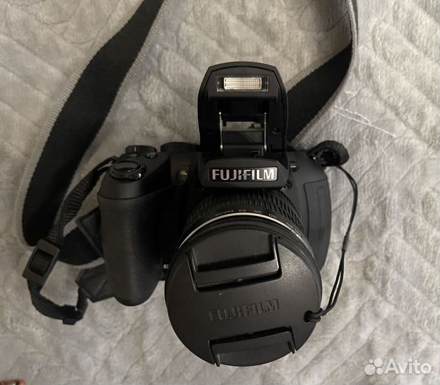 Fujifilm FinePix HS25EXR