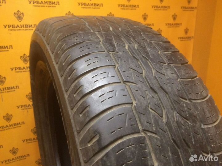 Bridgestone Dueler H/T D687 235/60 R16