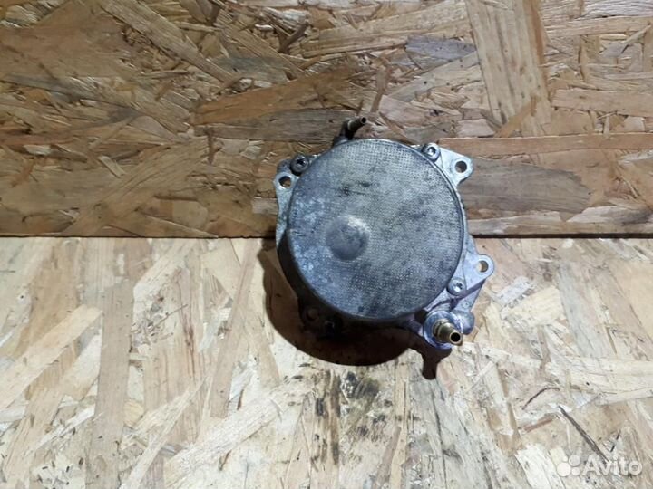 Насос вакуумный Opel Zafira B 2005-2012