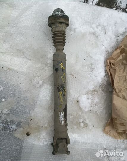 Kia Mohave Кардан передний 491002J100