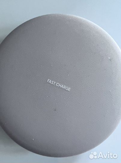 Беспроводное зарядное устройство Samsung