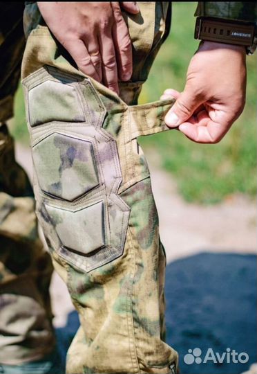 Тактический боевой костюм
