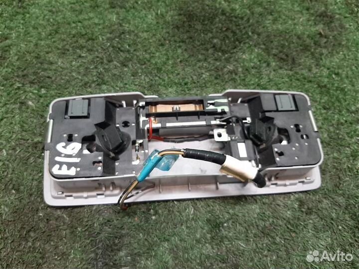 Плафон салона Mazda 3 (BK) 2005