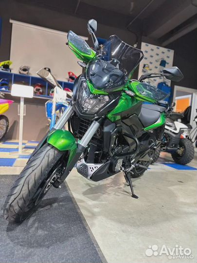 Bajaj Dominar 400 Touring Green