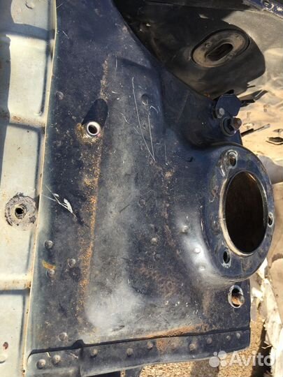 Hyundai sonata ef Стакан кузов передний правый