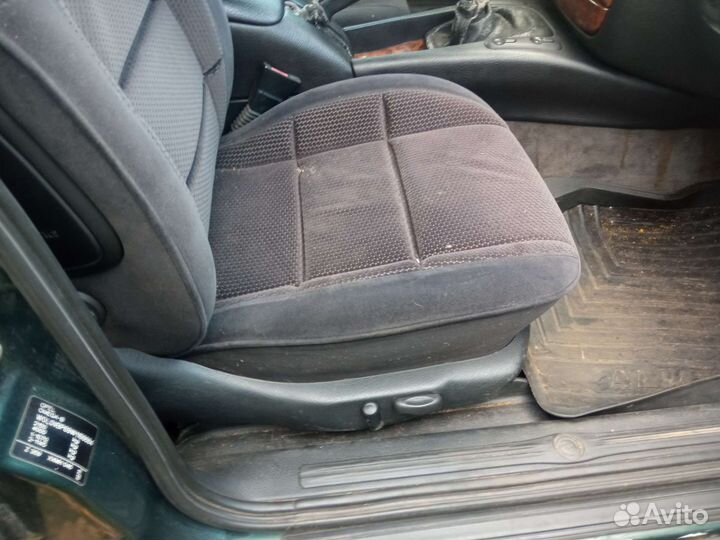 Салон на опель омега б седан