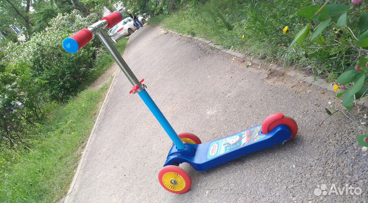 Самокат 3-х колесный