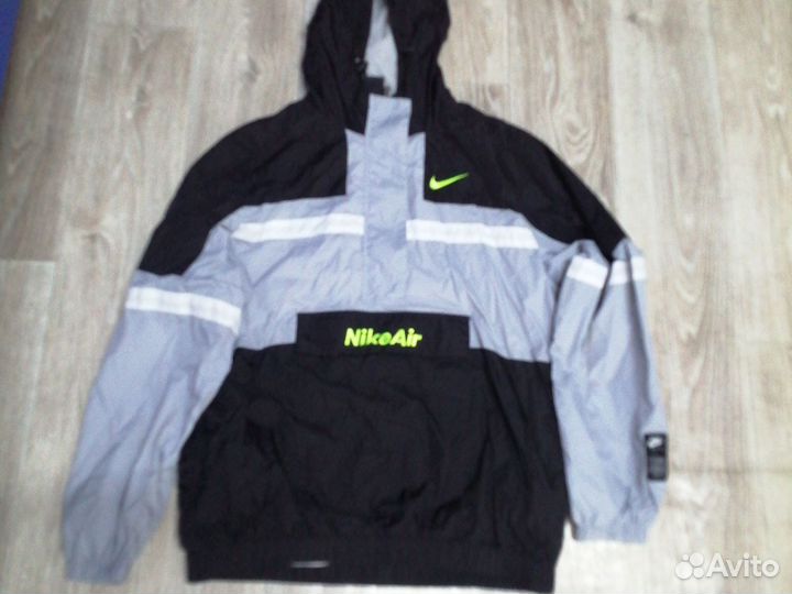 Ветровка мужская nike