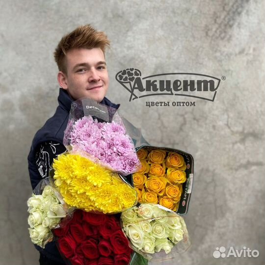 Менеджер в цветочную компанию