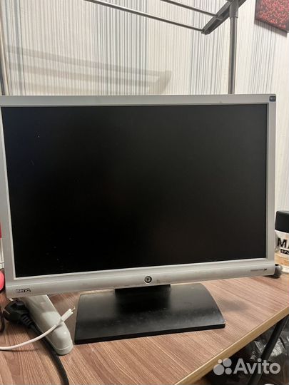 Монитор Benq