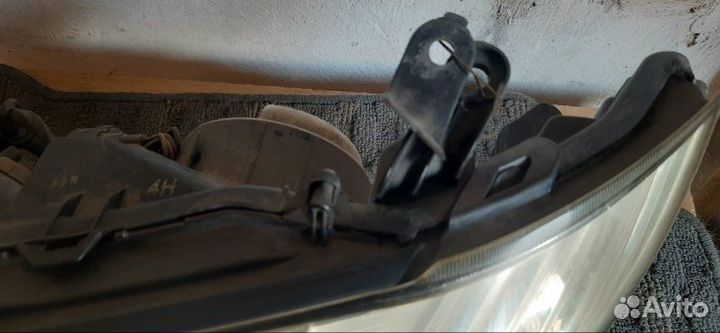 Фара передняя левая Subaru Legacy BL5