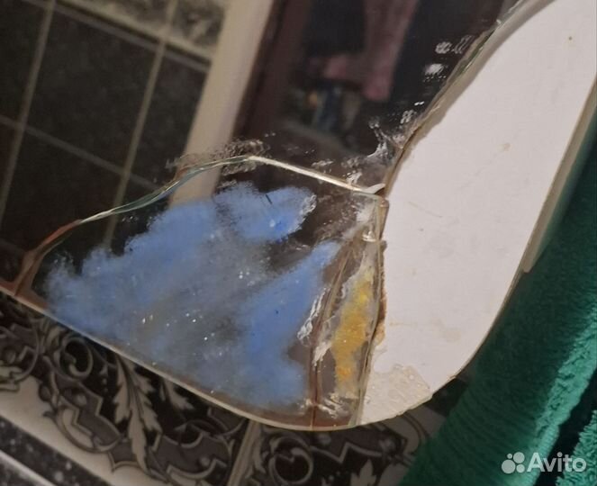 Полка настенная в ванну с зеркалом