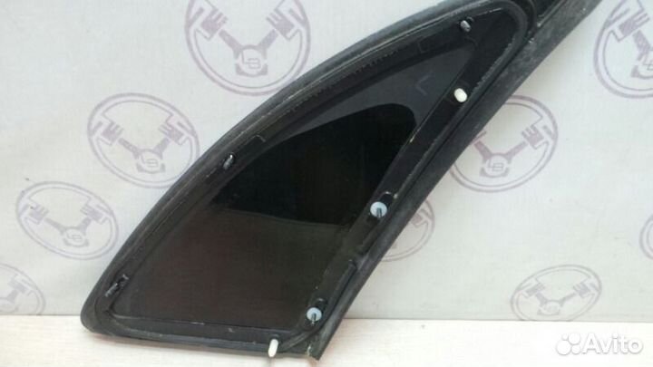 Форточка задняя левая задняя левая Citroen C5 X40