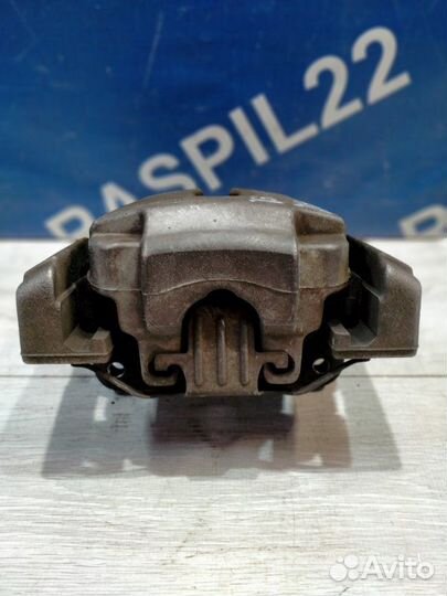 Суппорт передний правый Bmw 523I F10 N20B20B