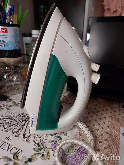 Утюг Ладомир