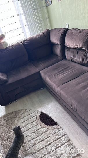 Продам угловой диван бу