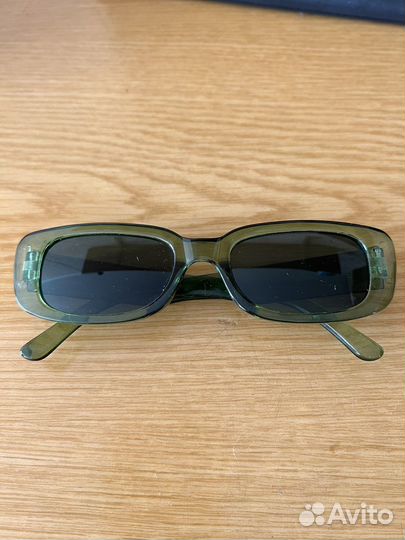 Солнцезащитные очки