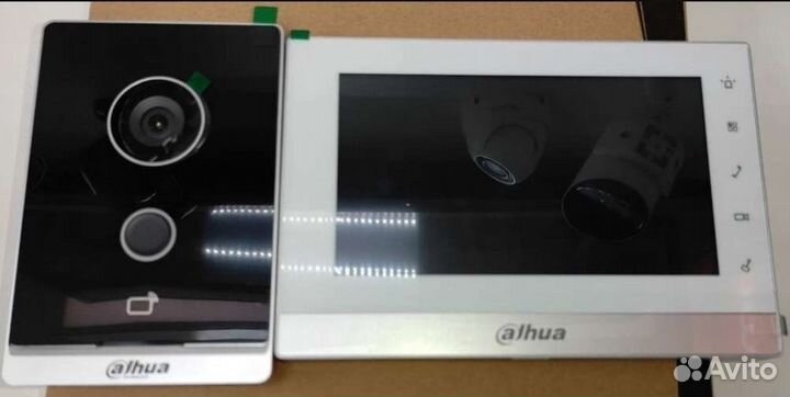 IP видеодомофон DHI-VTO2211G-P