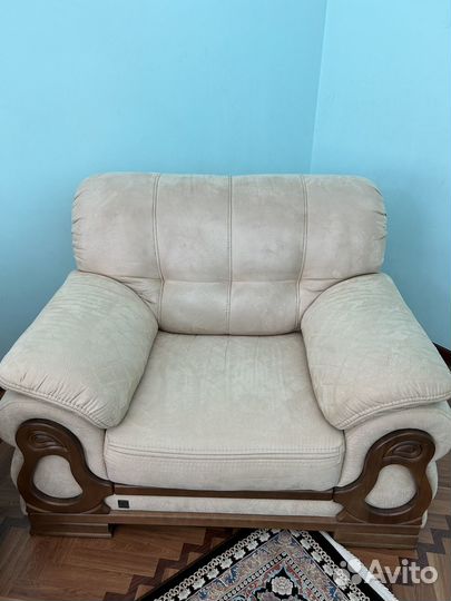 Диваны и холлы бу