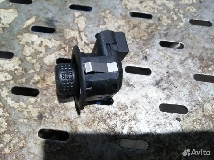 Блок управления зеркалами Ford Fusion Fiesta