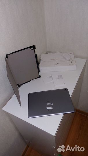 Планшет Huawei MediaPad M5 lite 10'1