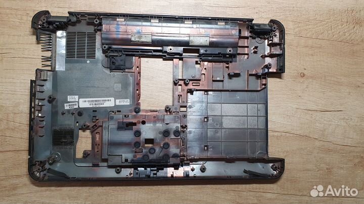 Б/у Нижняя часть корпуса- поддон HP g6-1000