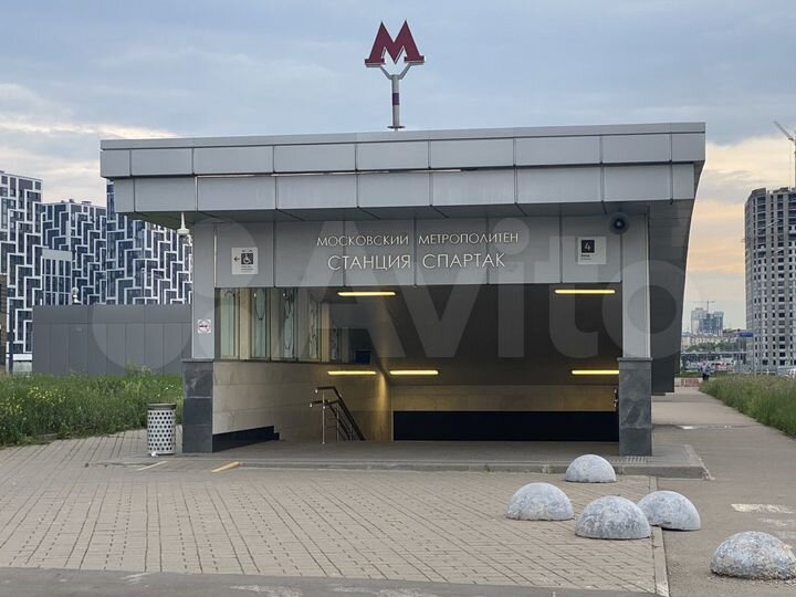 Машиноместо, 14 м²