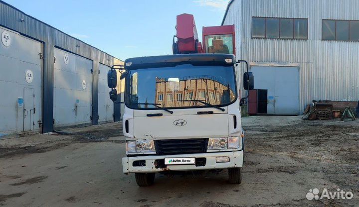 Продам автовышку 32 метра на базе Hyundai