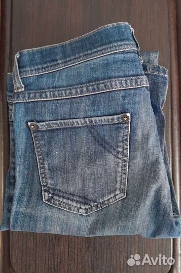 Джинсы разные