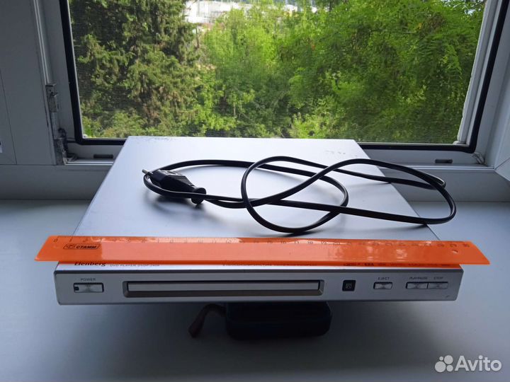 DVD плеер 2шт