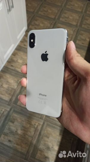 iPhone X, 64 ГБ