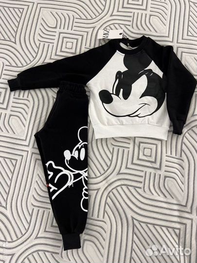 Спортивный костюм для мальчика zara