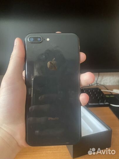 iPhone 8 Plus, 128 ГБ