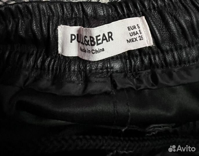 Кожаные штаны Pull&bear женские размер s