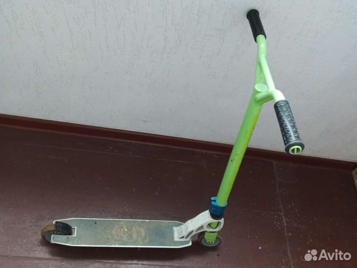 Трюковой самокат