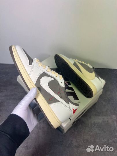 Кроссовки Travis Scott x Air Jordan 1 Low OG Rever