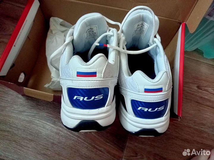 Кроссовки forward 43