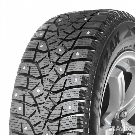 Bridgestone Blizzak Spike-02 225/55 R17 101T