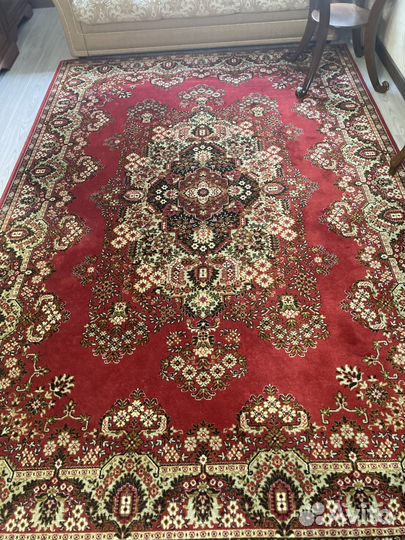 Ковер шерстяной