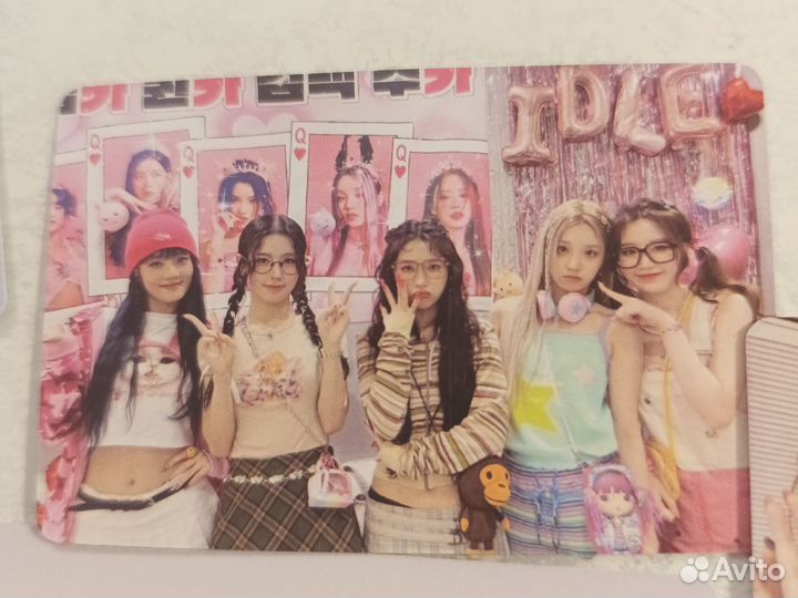 Карточки К-поп